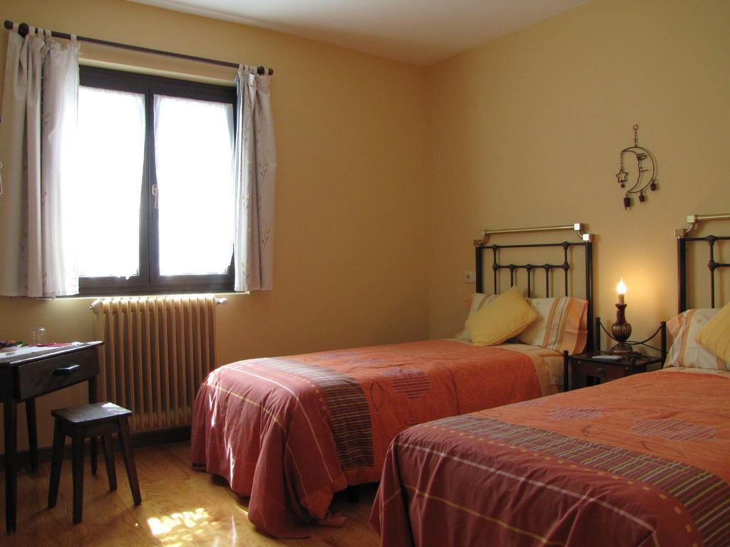 Hostal Rural Huartearena Иса Экстерьер фото